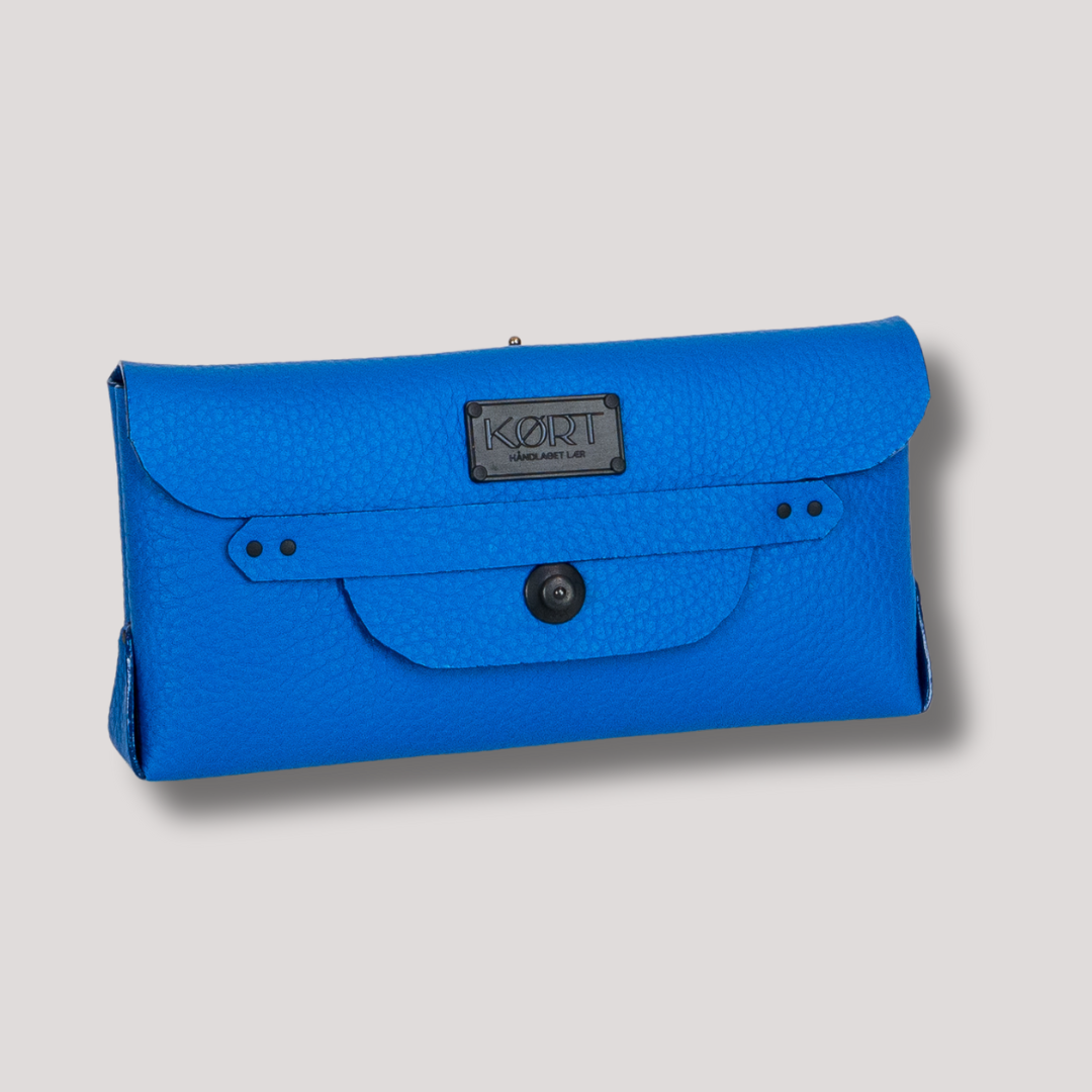 Courtney Clutch Italian leather Cerulean