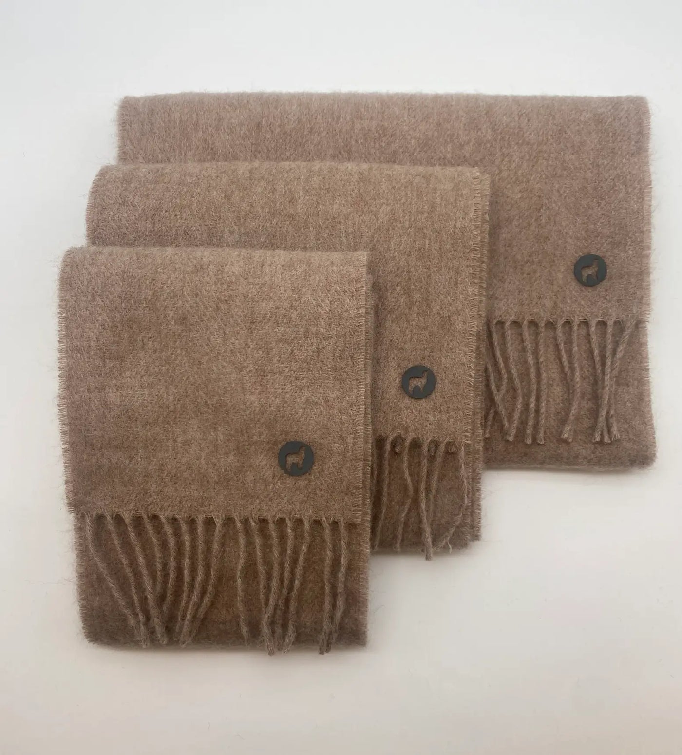Solid natural brown alpaca scarf, soft and sustainable, crafted from Norsk Alpakka fibers.