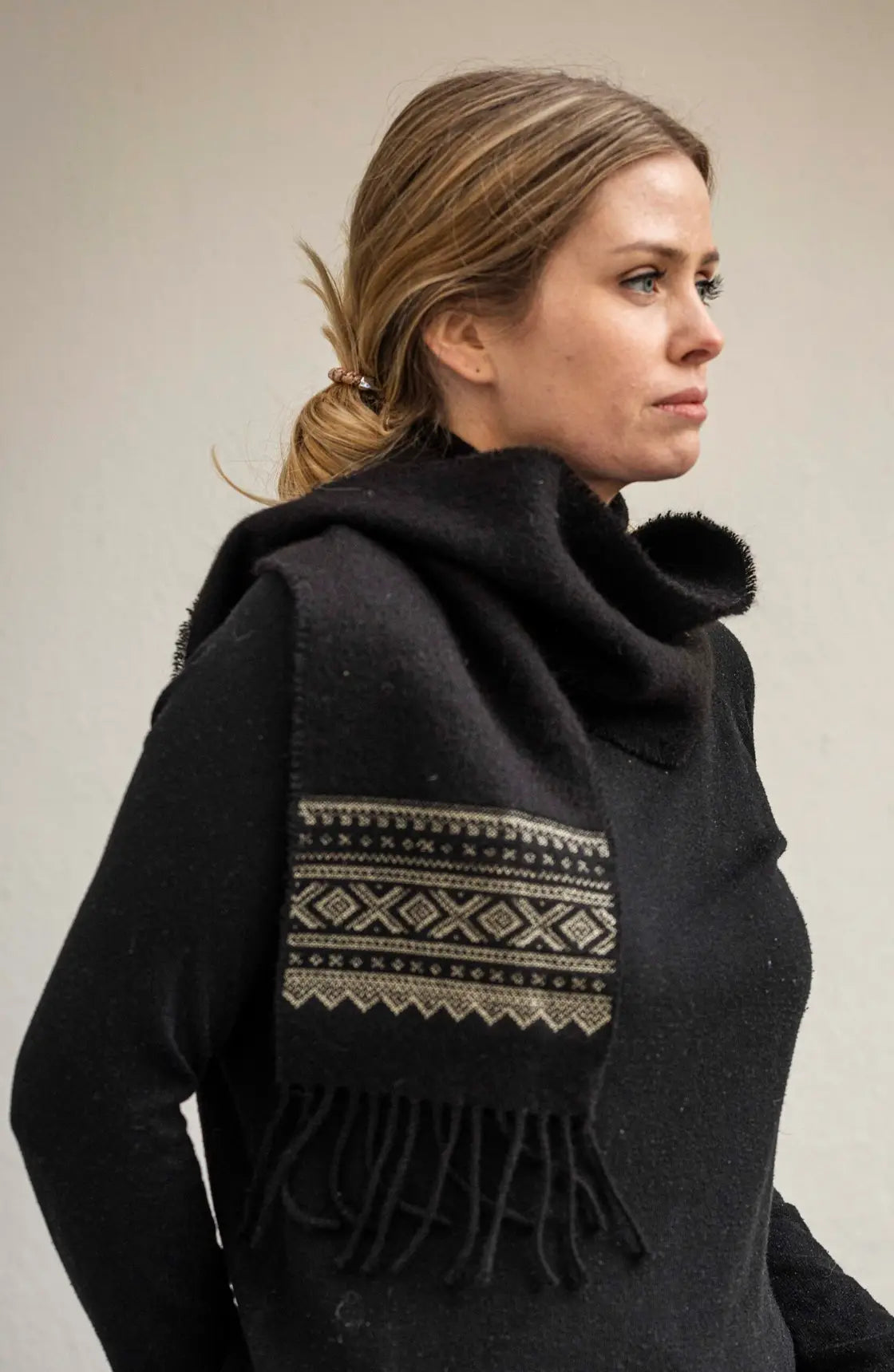 Luxury Marius® alpaca scarf in natural black. Ethically made in Norway by Norsk Alpakka. Soft, warm, and timeless.