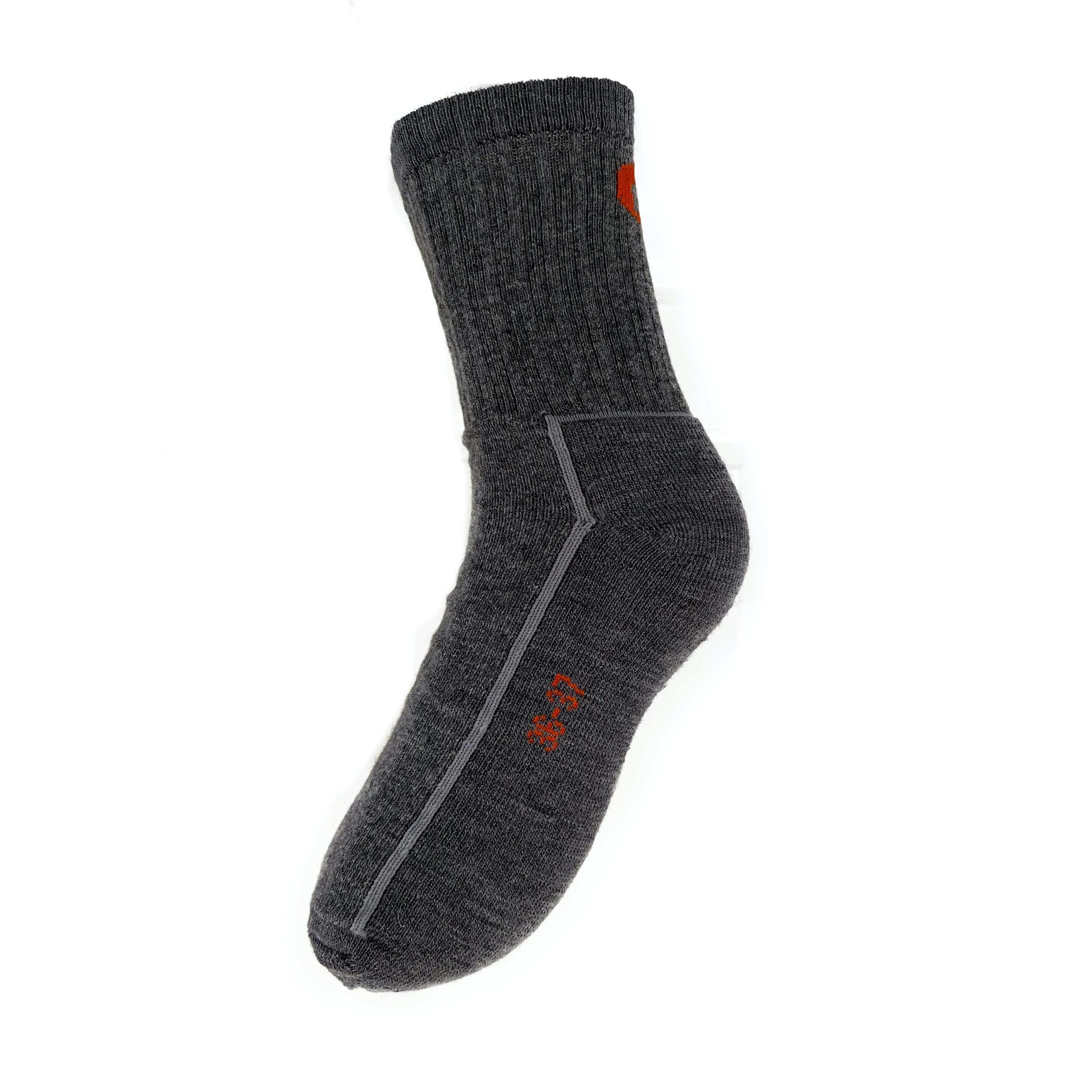 Robust alpaca wool socks for active wear, crafted by Norsk Alpakka. Warm, soft, and durable.